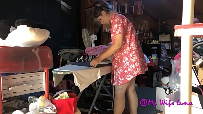 I'm ironing let me work the fuck I want it later