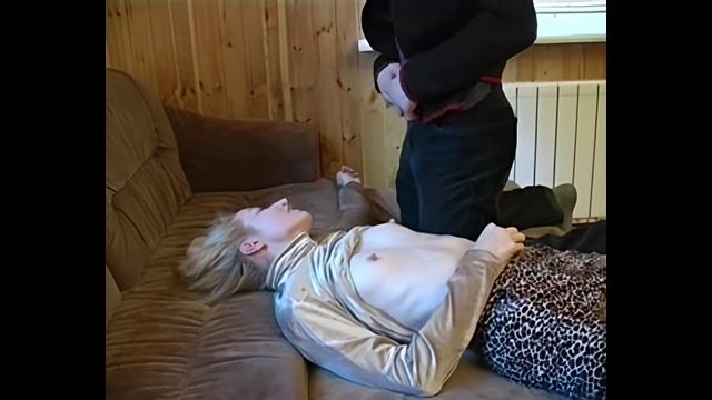 Amatuer Mature Giel gets Fucked by Young Boys Cock