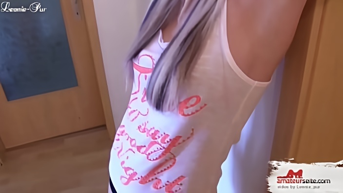 OMG takes a shower and I fuck her guy