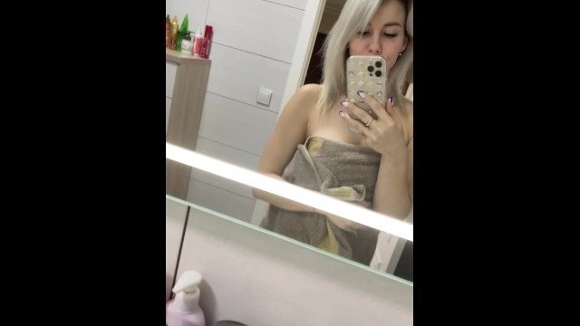One morning with pornmodel Vik1One
