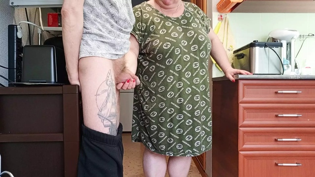 Mother-in-law has a mouthful of cum after jerking off and blowjob